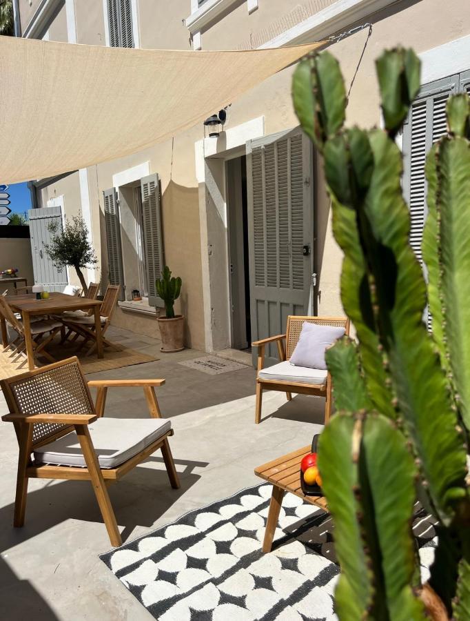 Casa Andrea Appartement Tout A Pied Avec Grand Jardin Sanary-sur-Mer Esterno foto