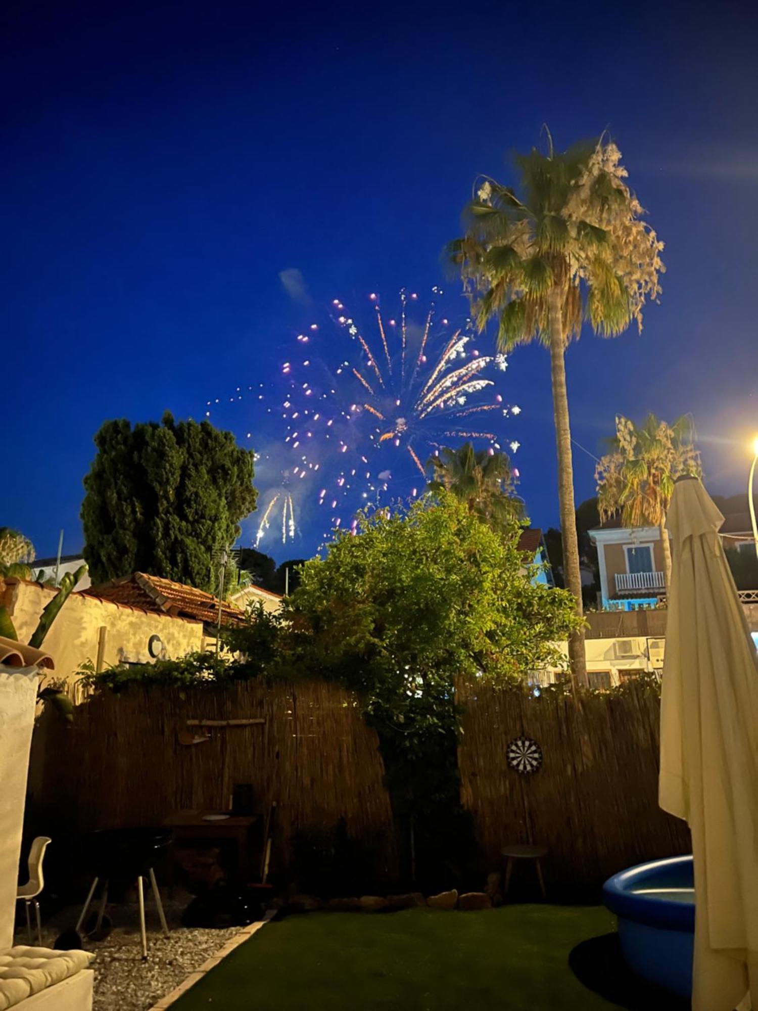 Casa Andrea Appartement Tout A Pied Avec Grand Jardin Sanary-sur-Mer Esterno foto