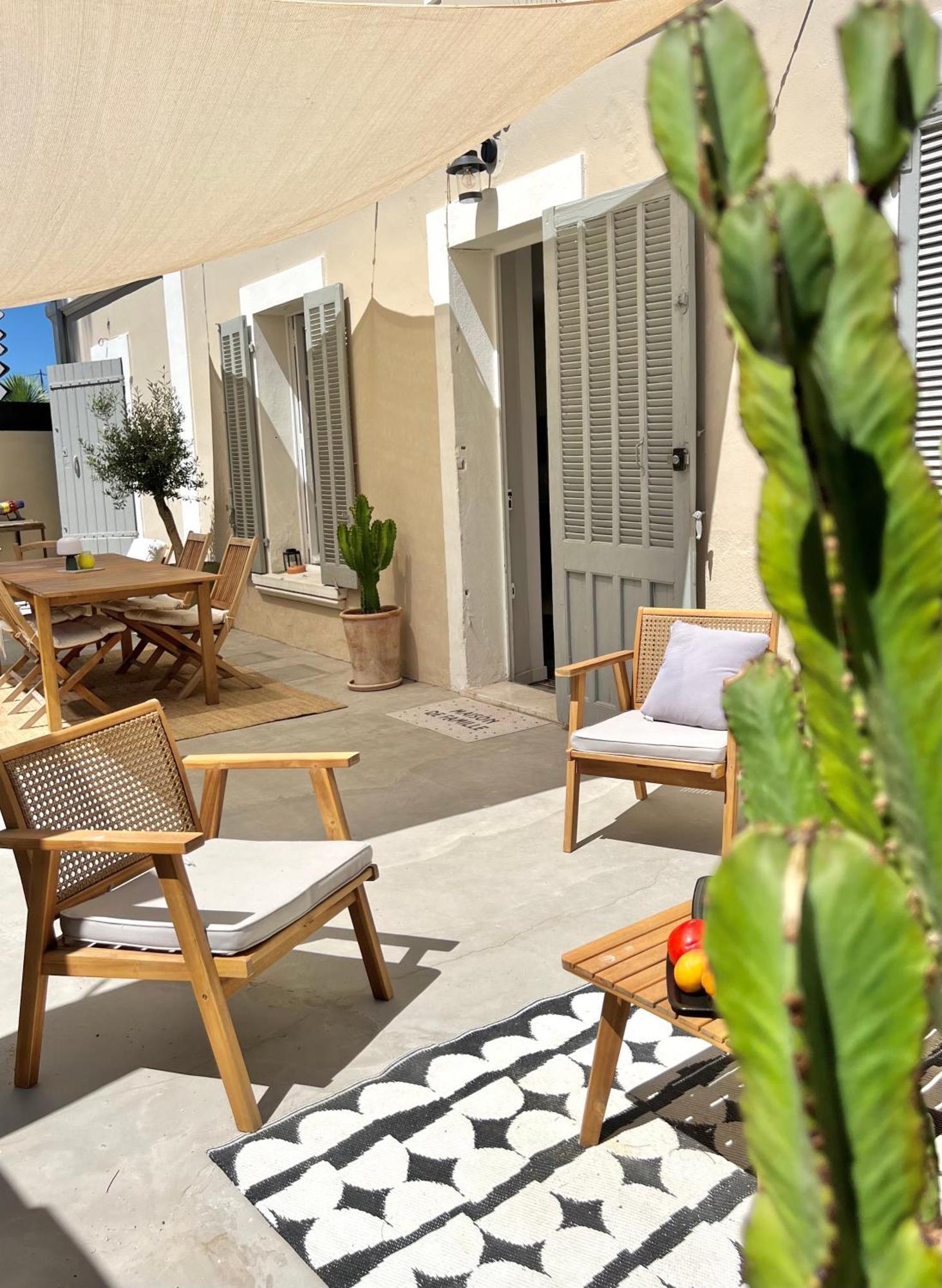 Casa Andrea Appartement Tout A Pied Avec Grand Jardin Sanary-sur-Mer Esterno foto